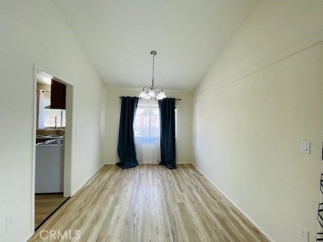 9722 Geyser Ave - Photo 7 of 27