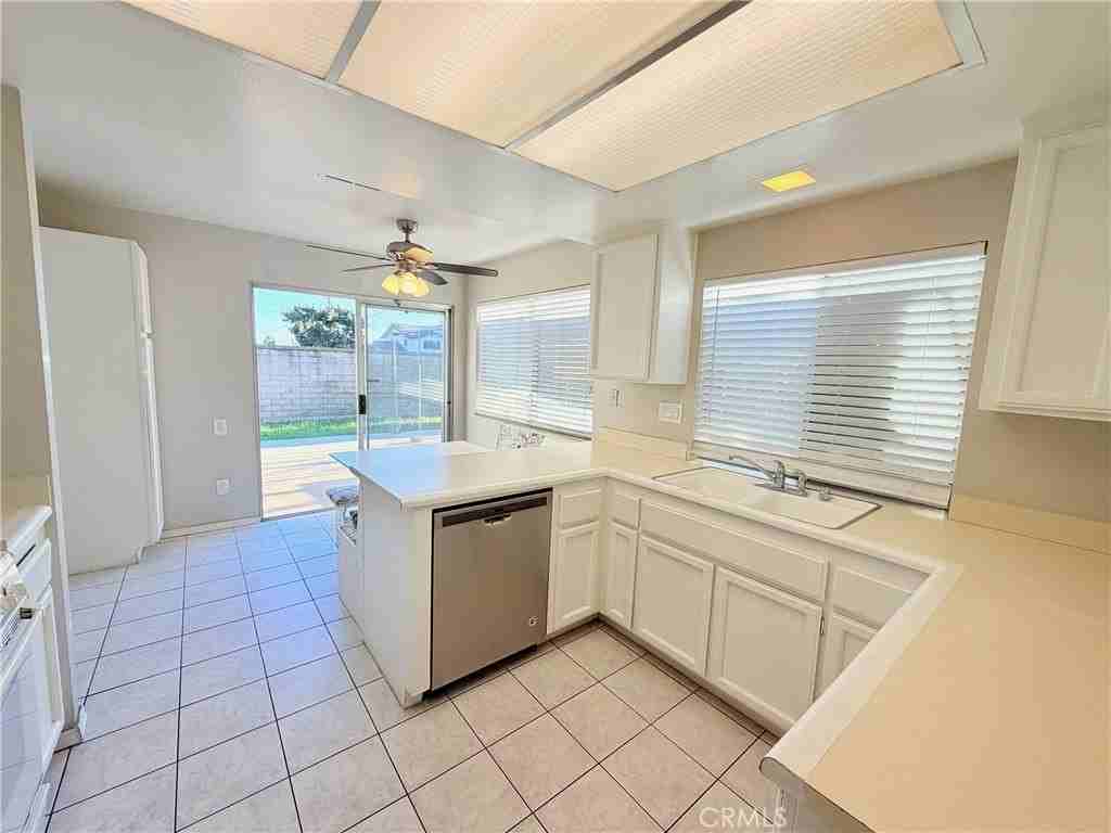 5857 Ashley Ct - Photo 6 of 22