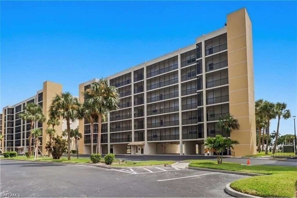 4421 Bay Beach Ln Apt 643 #643