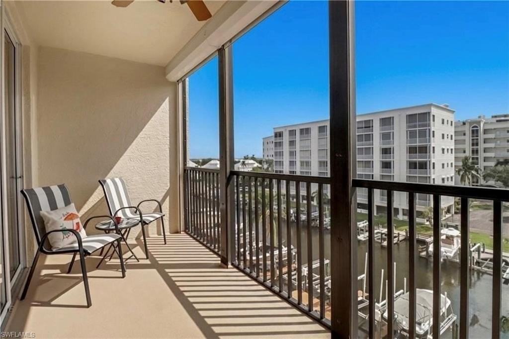4421 Bay Beach Ln Apt 643 #643 - Photo 3 of 25