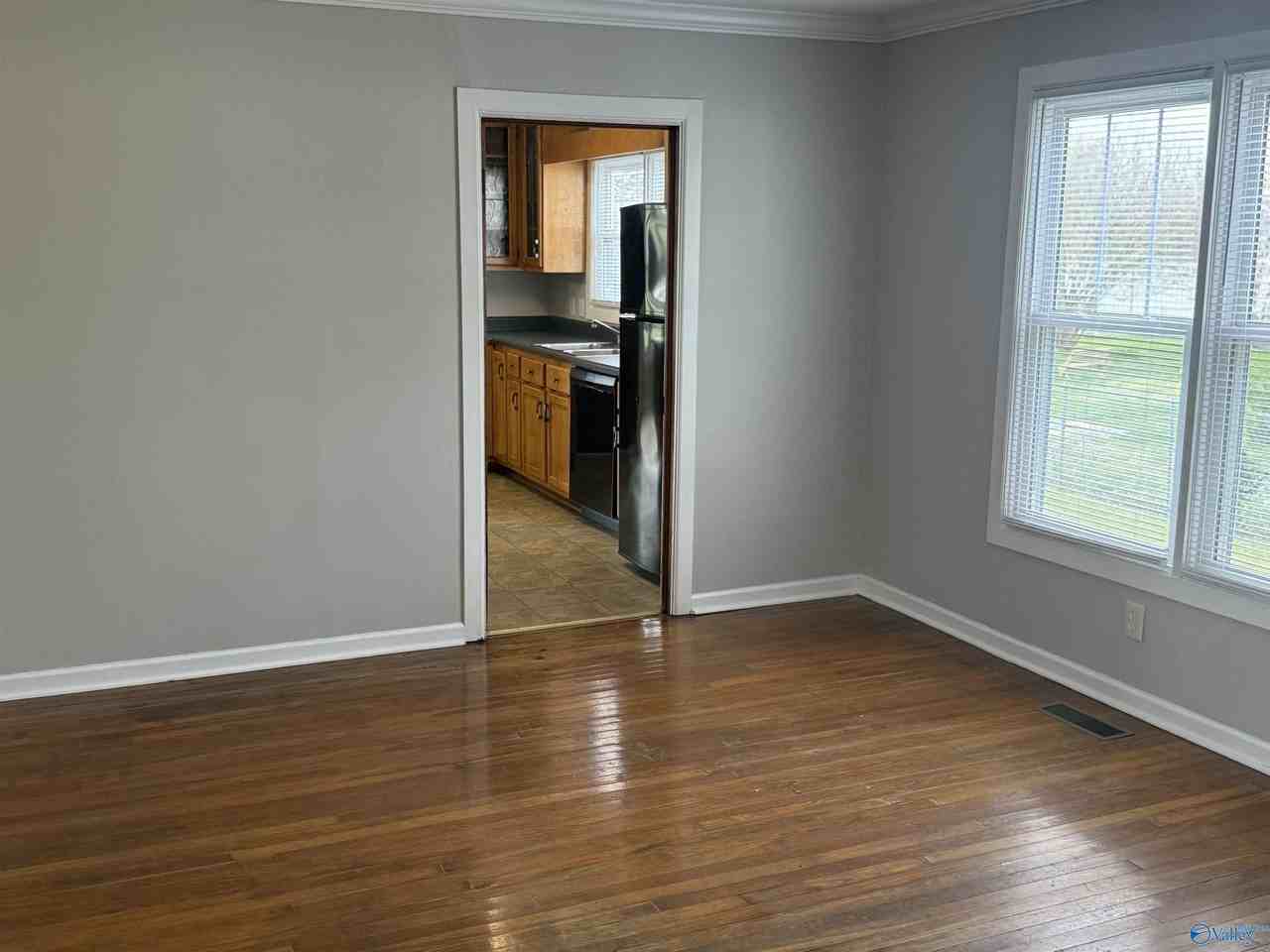 2302 Andrew Jackson Way Ne - Photo 4 of 12