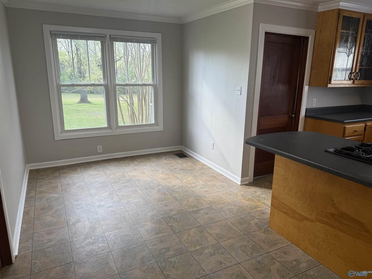 2302 Andrew Jackson Way Ne - Photo 6 of 12