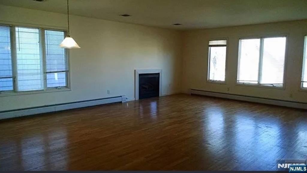 464 Grand Ave 1st Fl - Photo 2 of 8