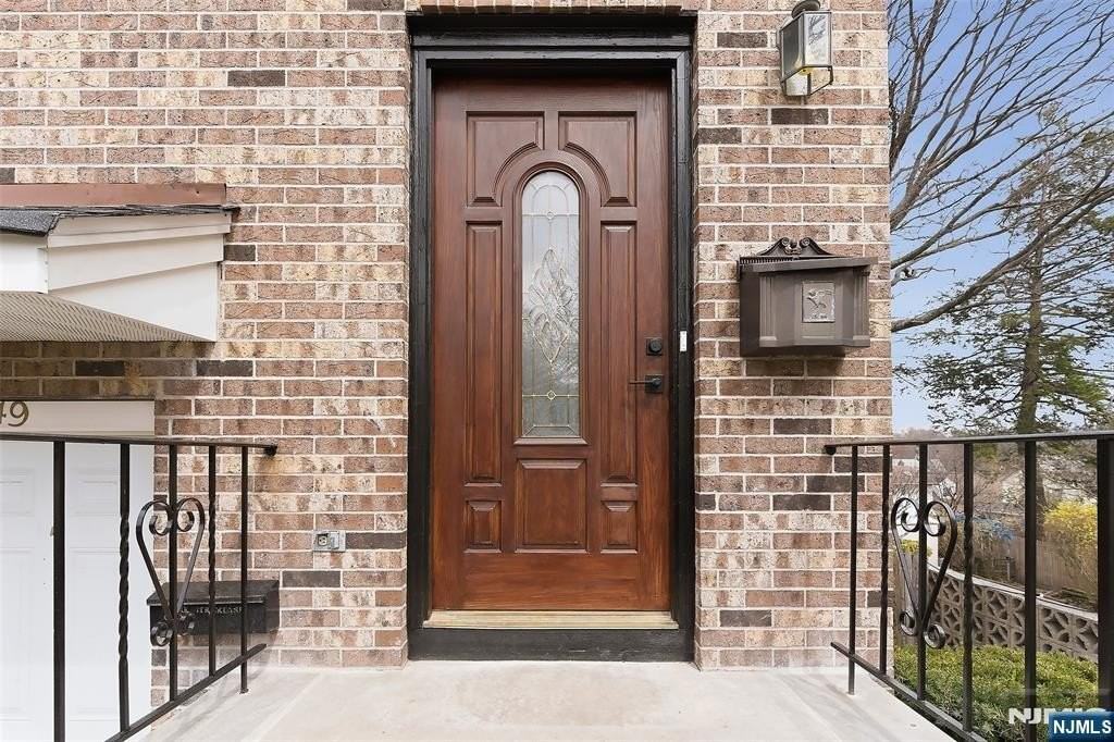 49 E Pleasant Ave - Photo 2 of 13