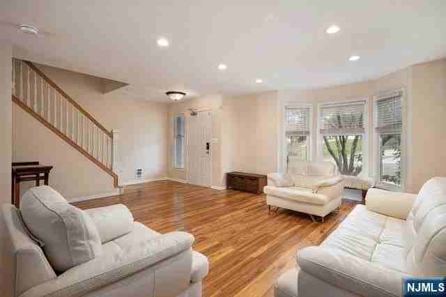 3 Heatherwood Ct - Photo 6 of 22