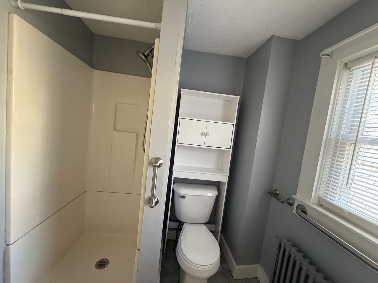 38 Jefferson St - Photo 6 of 7