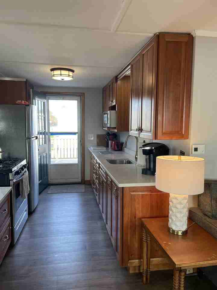 885 Ocean Blvd - Photo 3 of 13