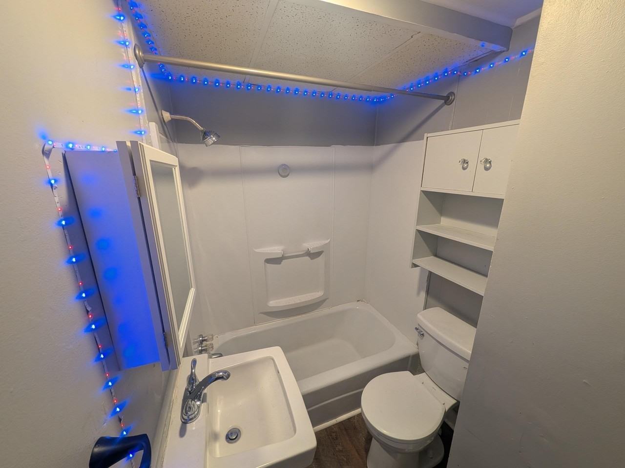 31 Chestnut St #A - Photo 4 of 8