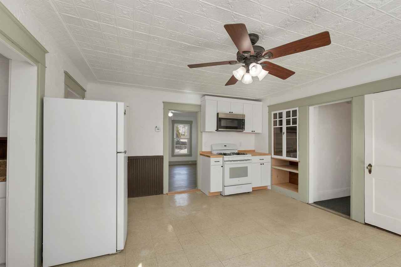 135 Franklin St #A - Photo 3 of 12