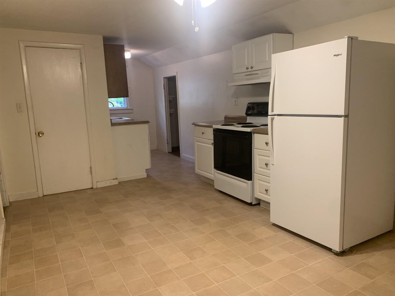 354A Main St #8 - Photo 5 of 26