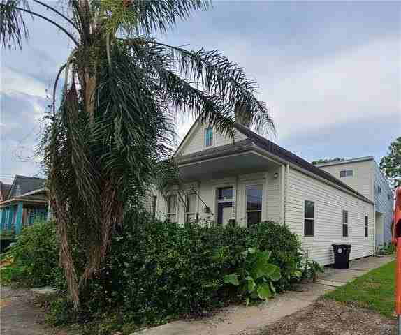 1940 Fern St - Photo 3 of 13