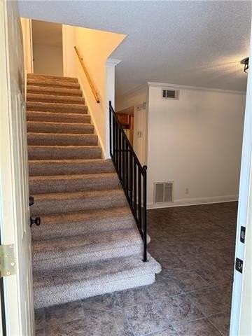 213 W Esplanade Ave #213 - Photo 4 of 26