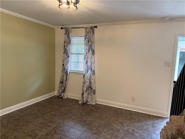 213 W Esplanade Ave #213 - Photo 6 of 26