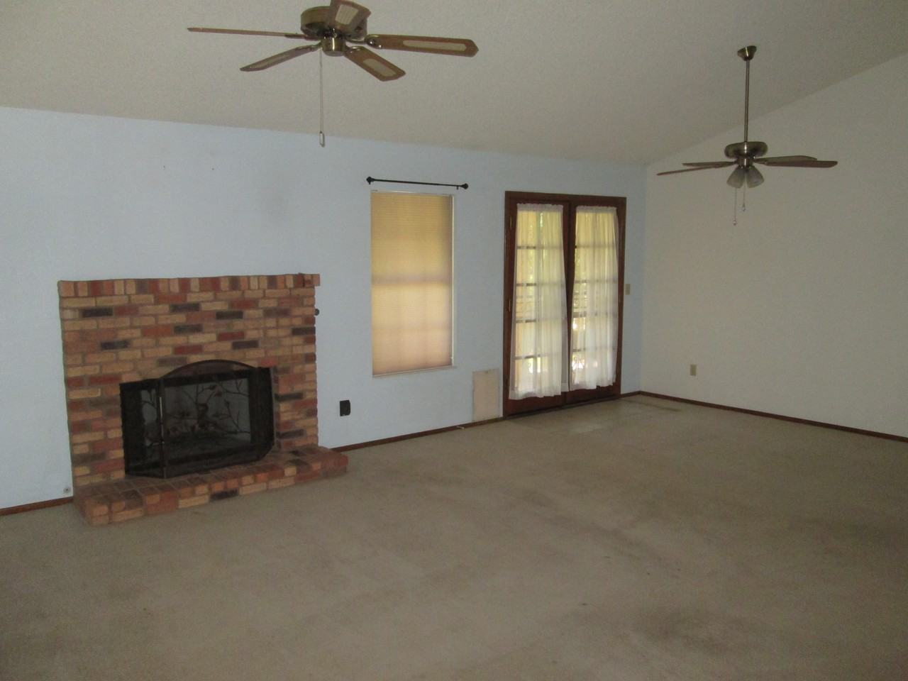 1985 West 13th Lane - Photo 3 of 15