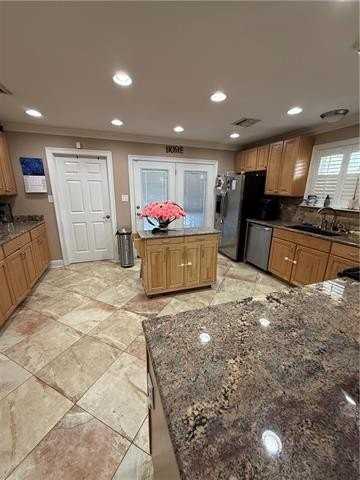 429 W Harrison Ave - Photo 4 of 7