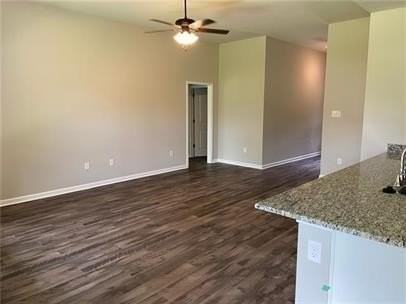 41349 Schafer Dr - Photo 3 of 8