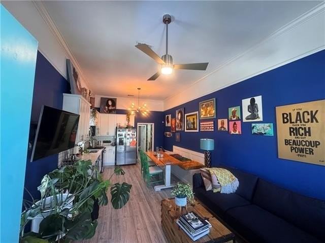 516 S Telemachus St - Photo 3 of 20