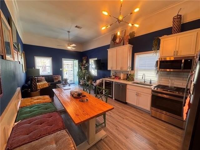 516 S Telemachus St - Photo 5 of 20