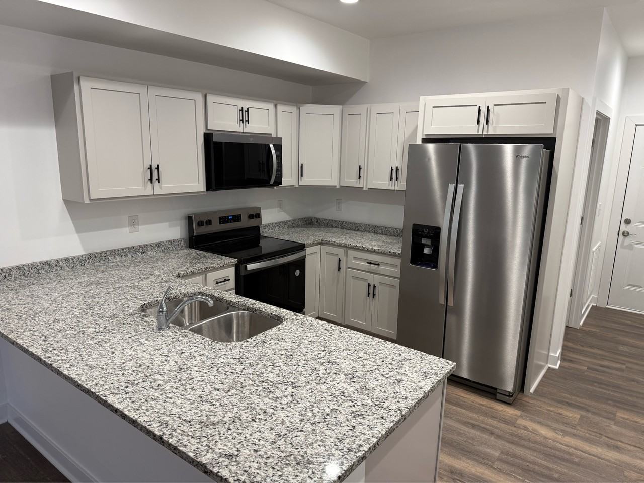 703 East Mount Vernon Street - FWoodland CourtWoodland Court #F - Photo 5 of 6