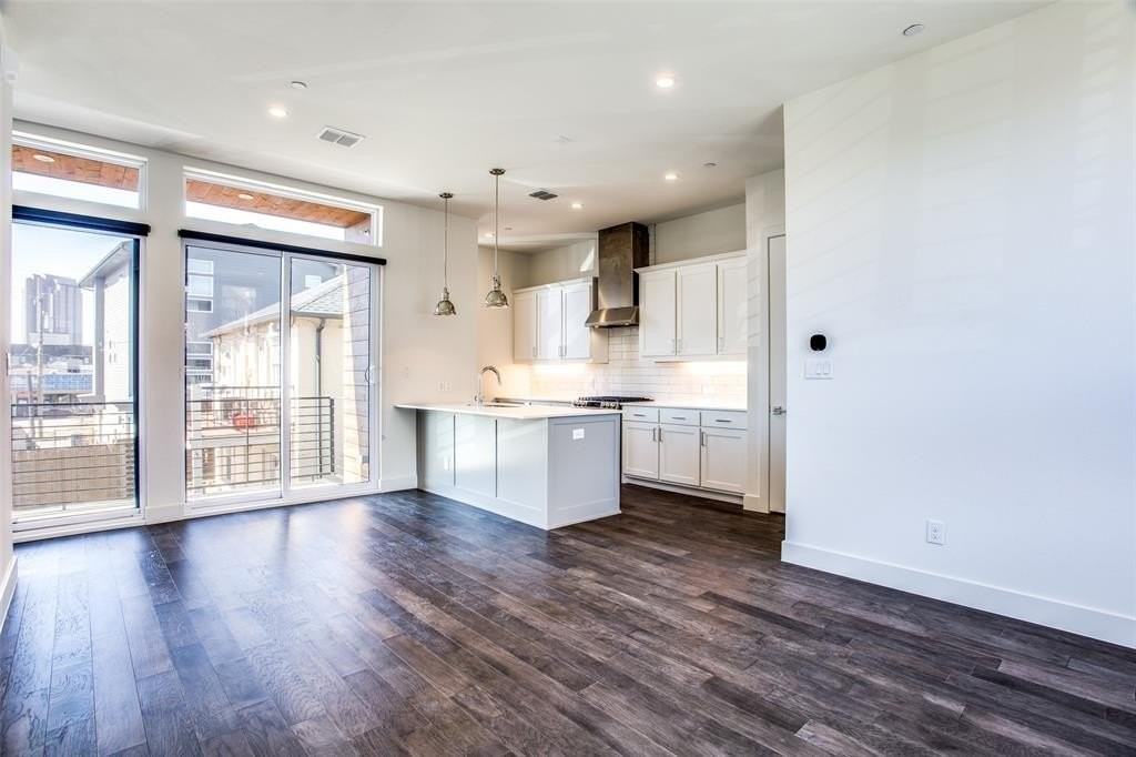 4908 Manett St #103 - Photo 4 of 14