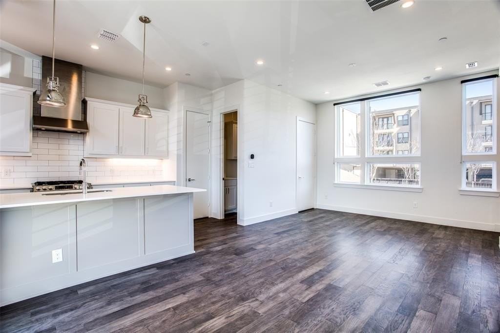 4908 Manett St #103 - Photo 5 of 14