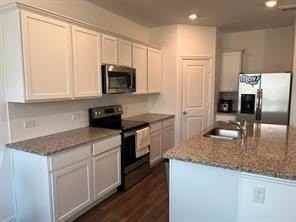 719 Biscay Way - Photo 5 of 24