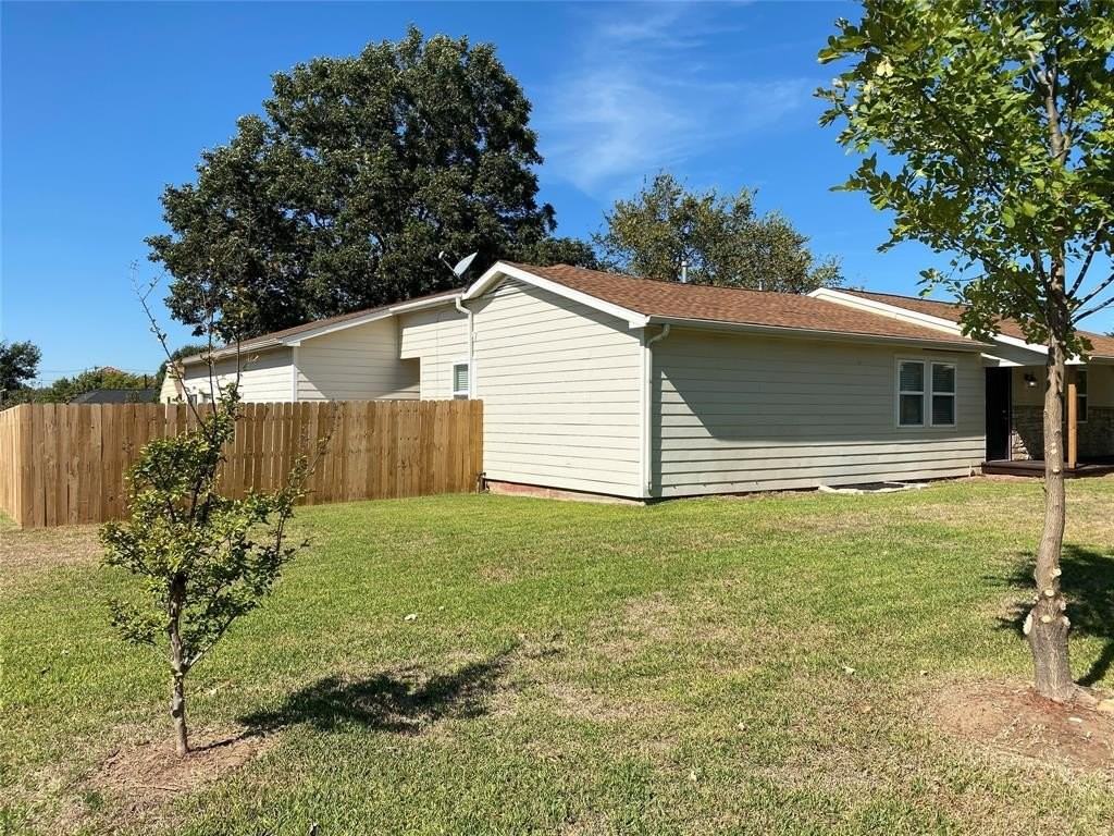 6600 Herbert Rd - Photo 2 of 18