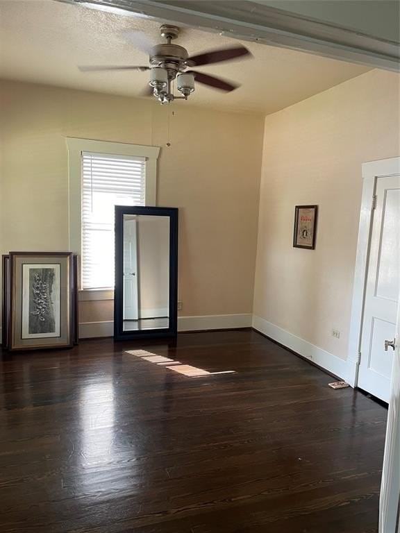 2217 Madera St - Photo 4 of 8