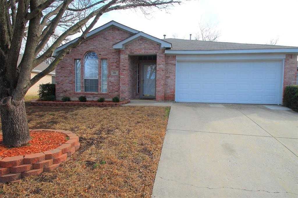 824 Dixon Ln - Photo 2 of 39