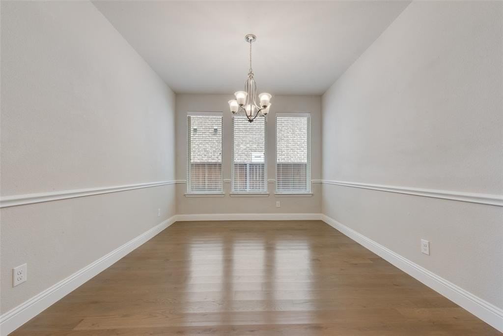 8237 Centipede Ct - Photo 4 of 40