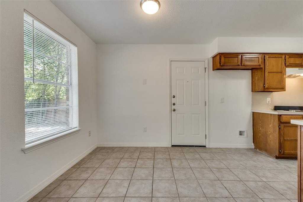 120 E Milas Ln - Photo 7 of 19