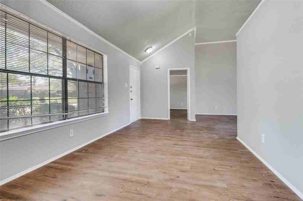 1113 Harvest Hill Ln - Photo 2 of 25