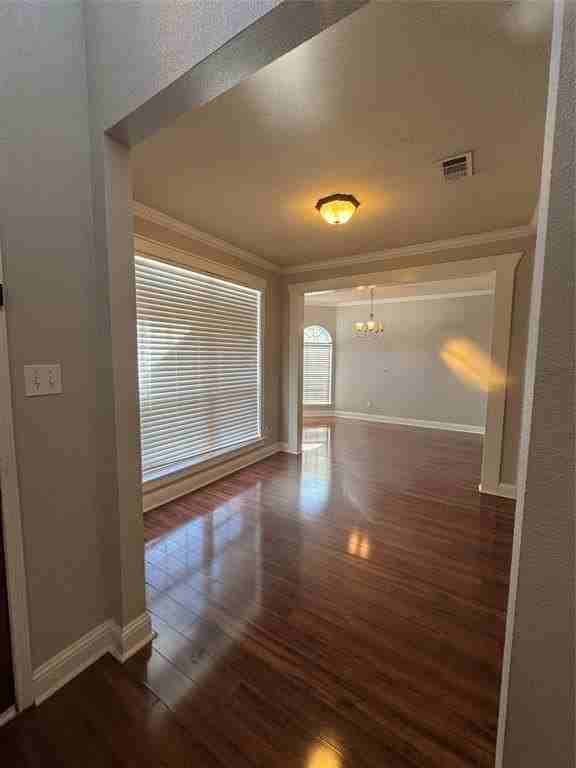 6227 Meadowcrest Ln - Photo 5 of 39