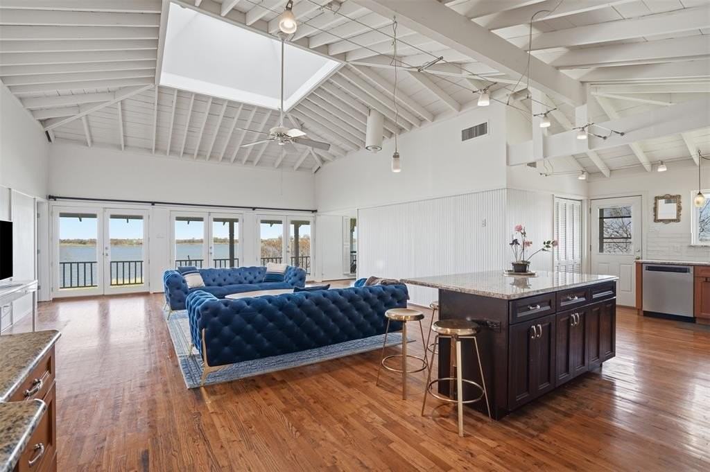 13280 Beach Club Rd - Photo 7 of 37