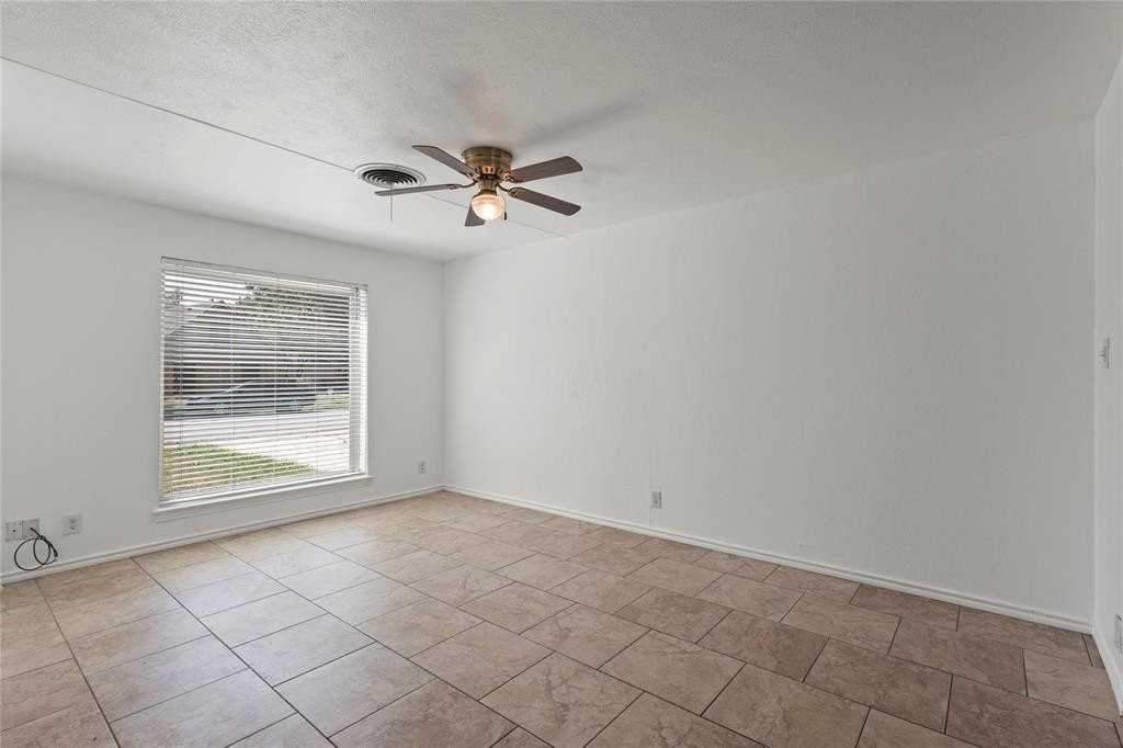 3209 N Calais St - Photo 4 of 23