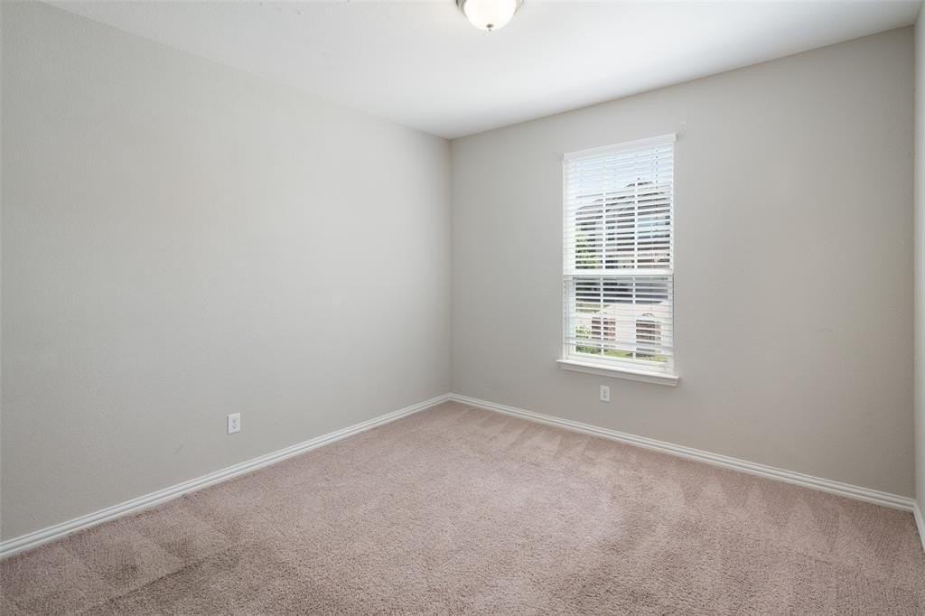 2401 Olivia Ln - Photo 2 of 18