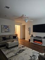 featured image of 1864 Everglades Dr