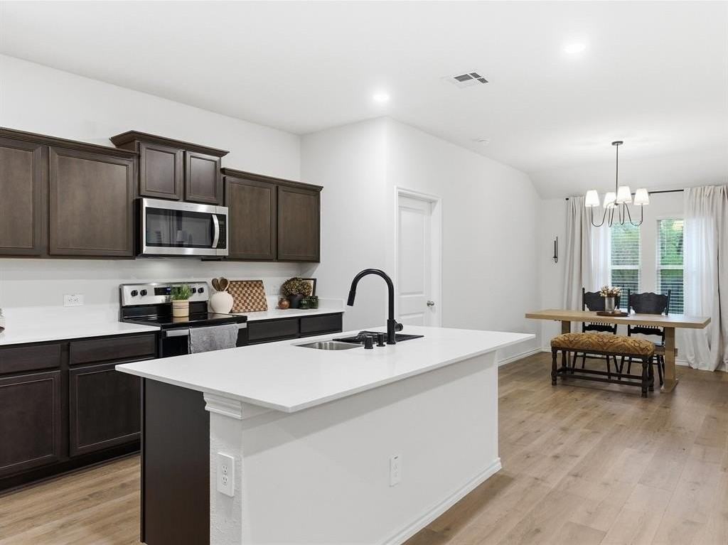 11120 E Chase Ln - Photo 4 of 28