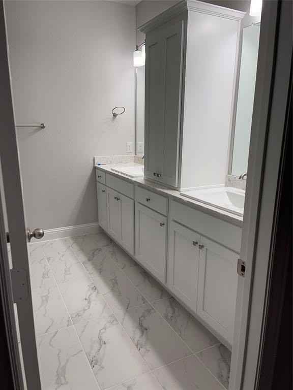 4701 Piedras Lanzar Dr - Photo 5 of 14