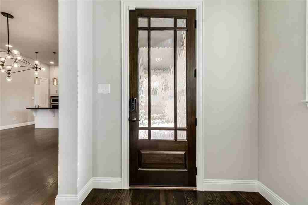 7709 Avondale Dr - Photo 7 of 36