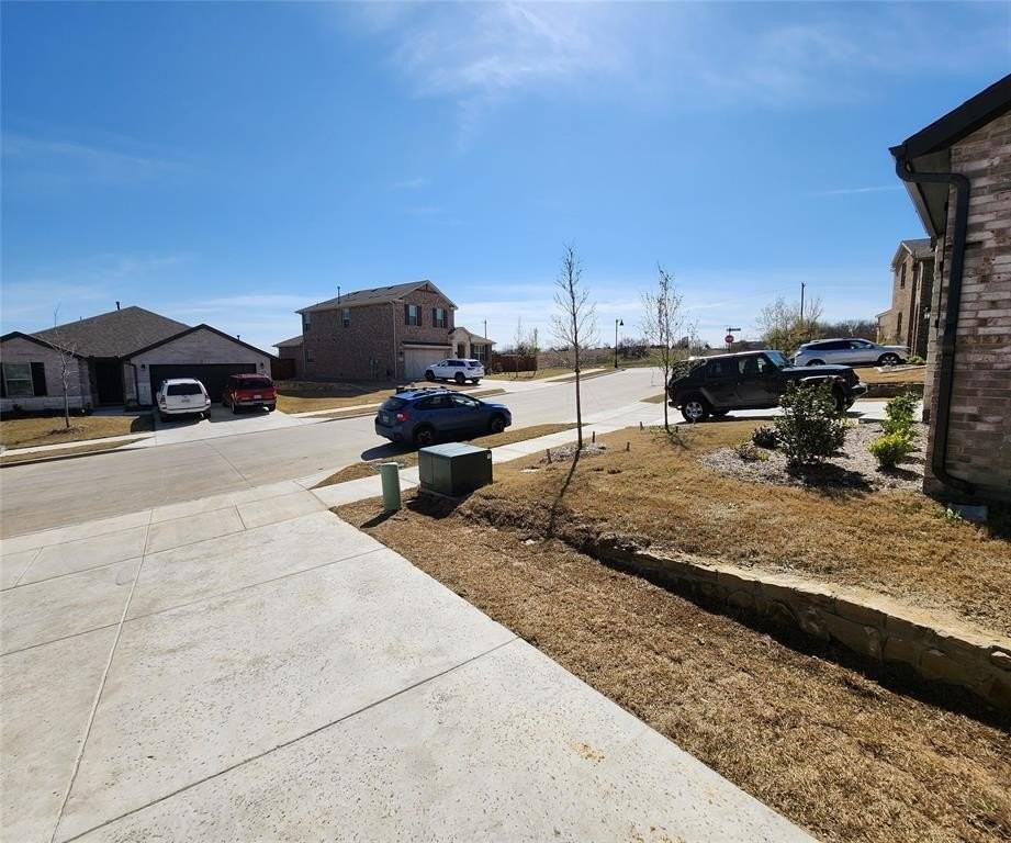 3812 Chalk Hill Ave - Photo 3 of 27