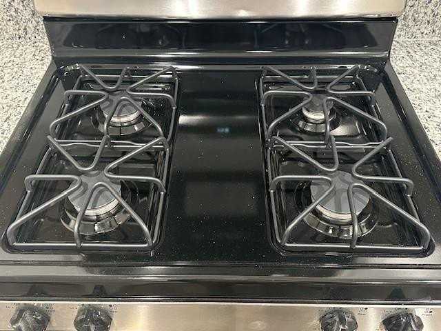 1304 Kennedy Rd - Photo 5 of 18