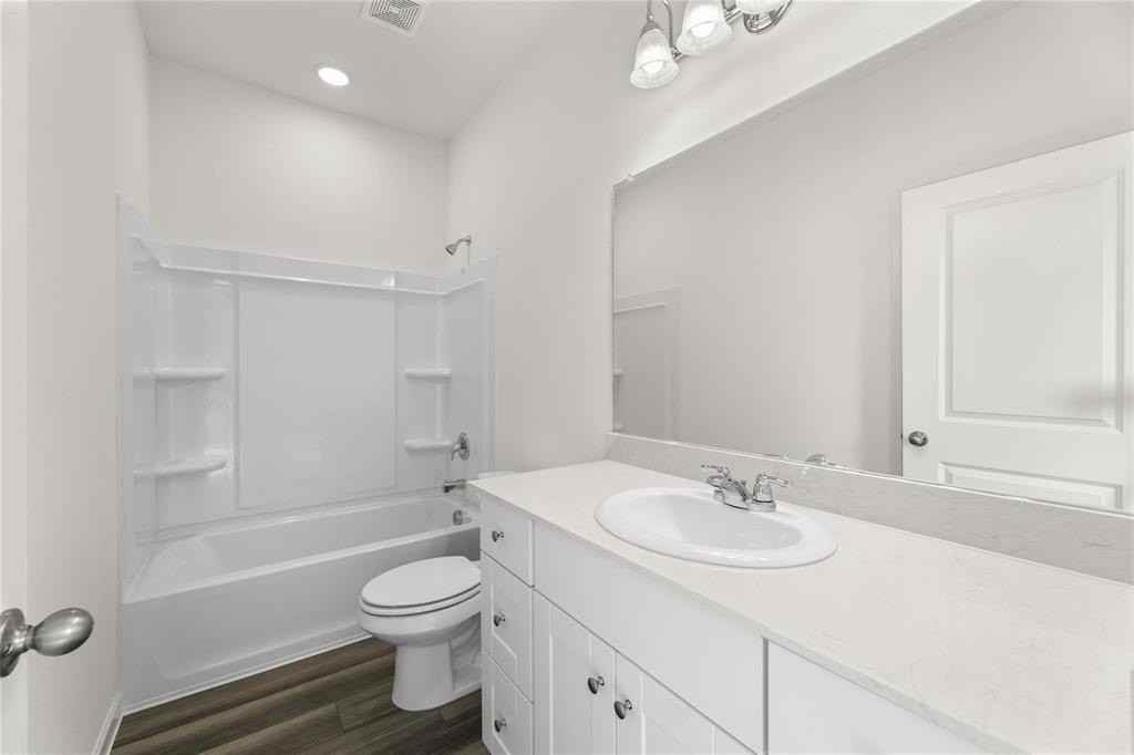 1304 Kennedy Rd - Photo 7 of 18