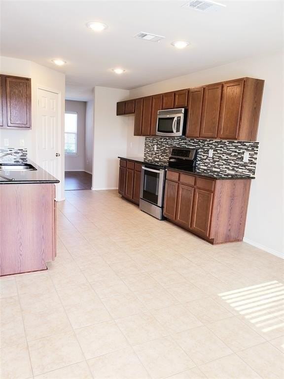 703 Beau Dr - Photo 6 of 21