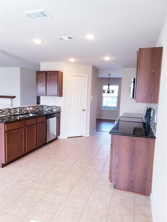 703 Beau Dr - Photo 7 of 21