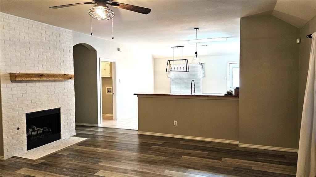 4620 Wolf Ridge Way - Photo 2 of 18