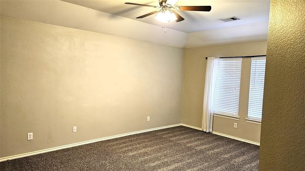 4620 Wolf Ridge Way - Photo 6 of 18