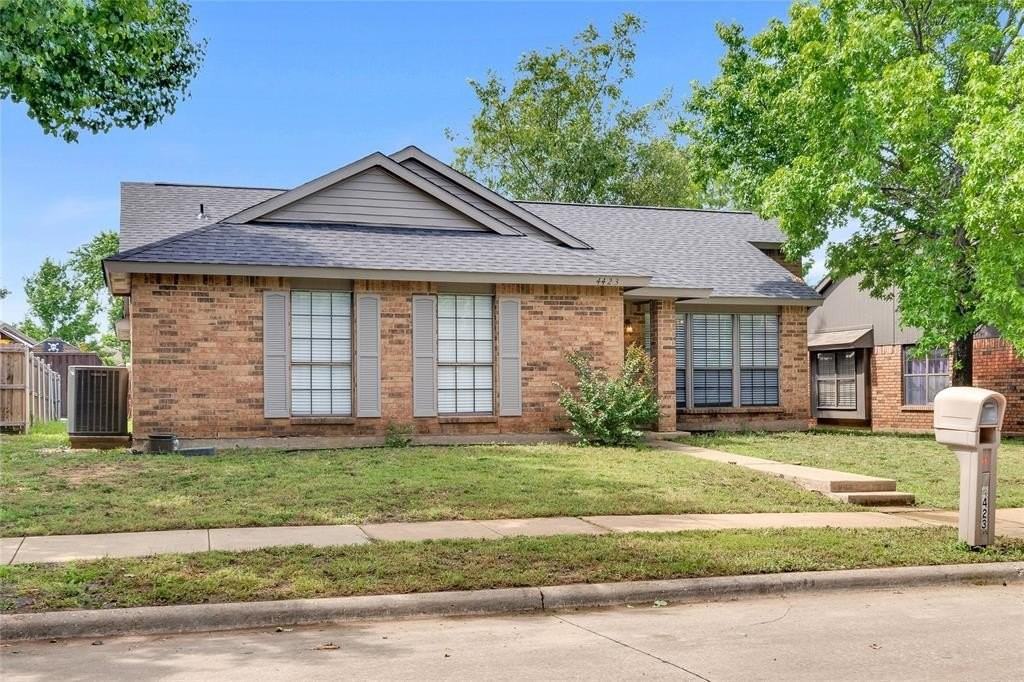 4423 Santa Cruz Ln - Photo 2 of 26