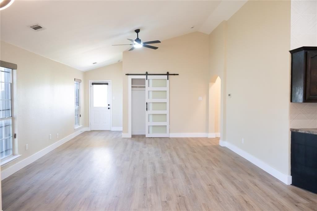 1117 Browntop St - Photo 7 of 10