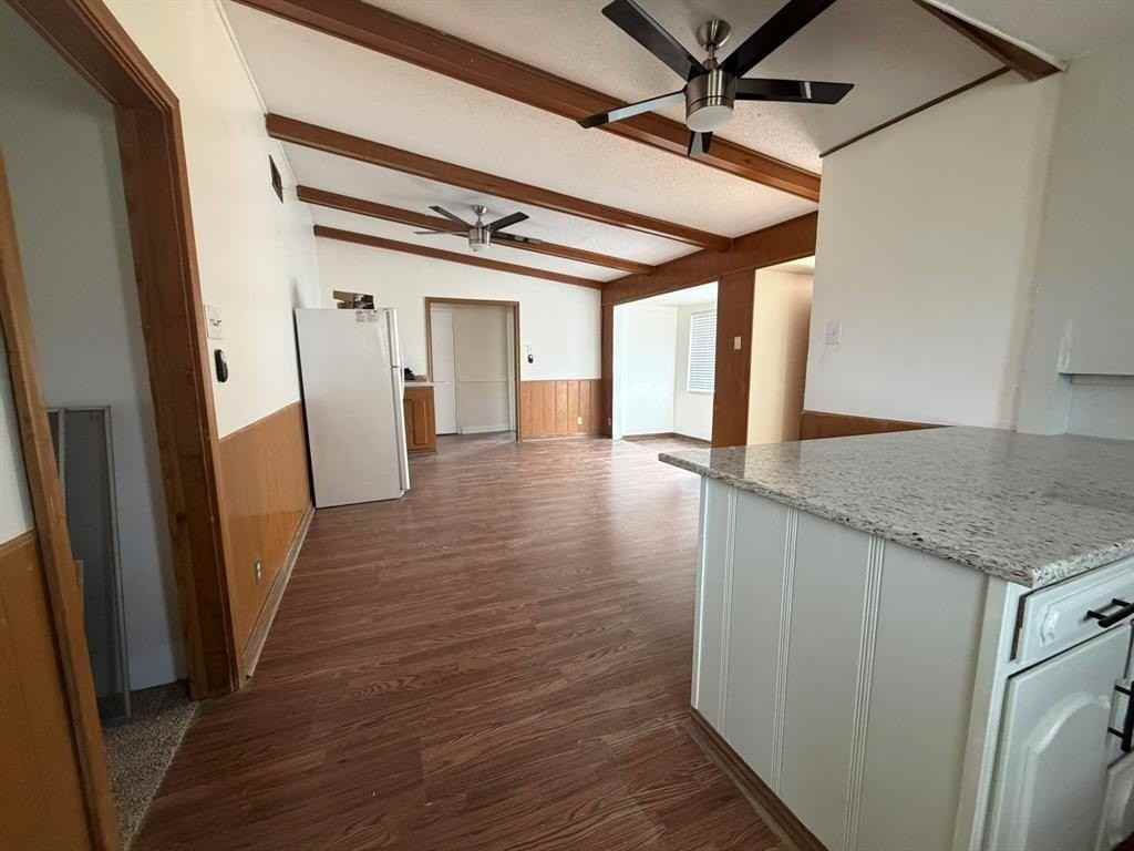 1817 W Belden St - Photo 4 of 25